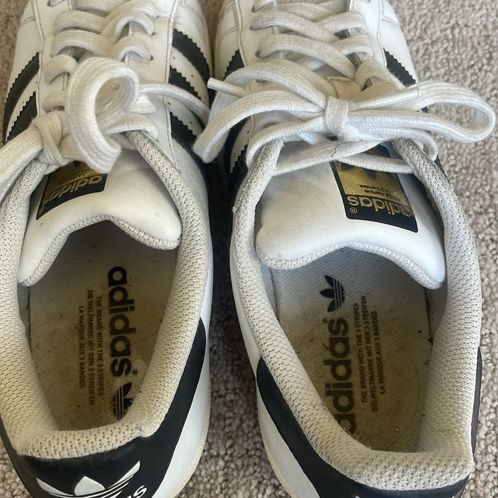 Adidas Superstar Sneakers